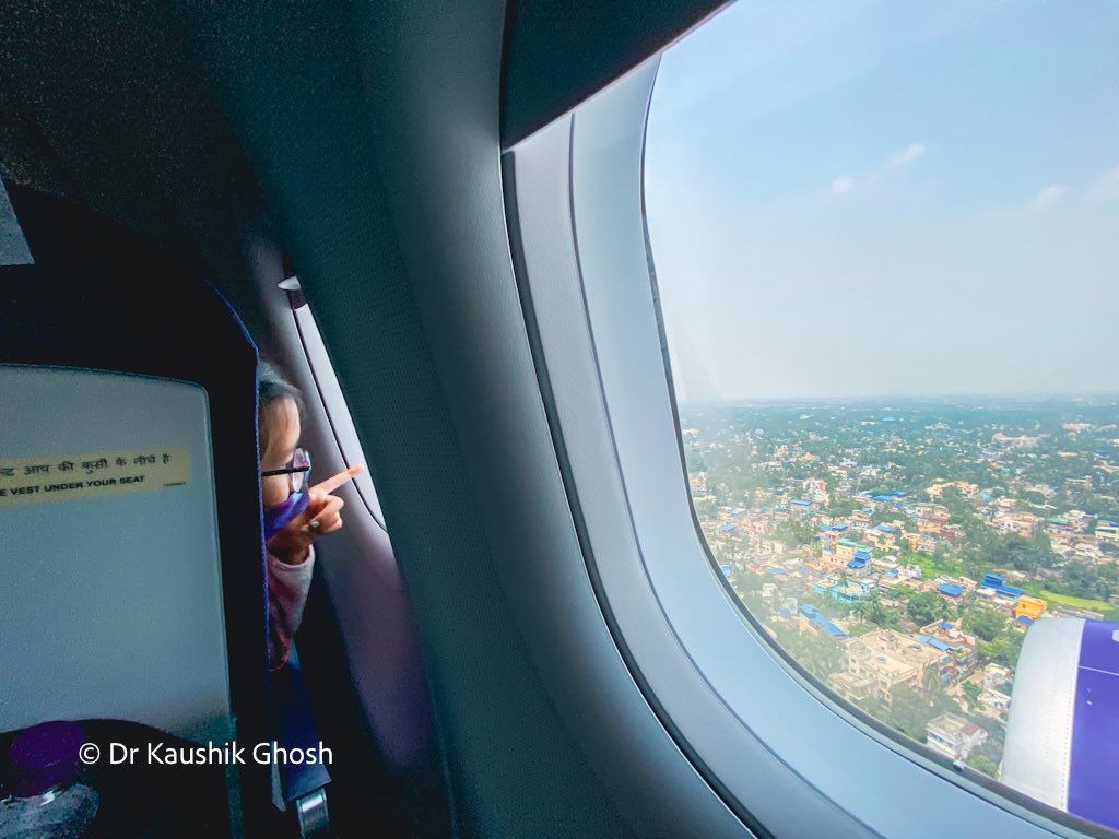 The ever #curious #childhood. Through the #window of <a href="/IndiGo6E/">IndiGo</a>.