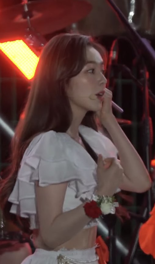 picsofirene's tweet photo. flawless. https://t.co/lpUDKjFohT