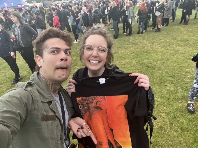 Cant tell you how surreal and incredible tonight was! MCR we&rsquo;re evrything I&rsquo;ve imagined all these years