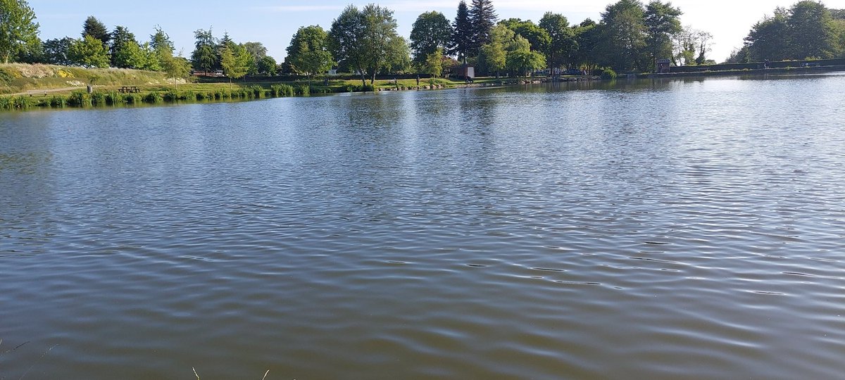 JPUSFM's tweet photo. Journée détente #peche #Plaisir #USFM https://t.co/aEQrUejoeb