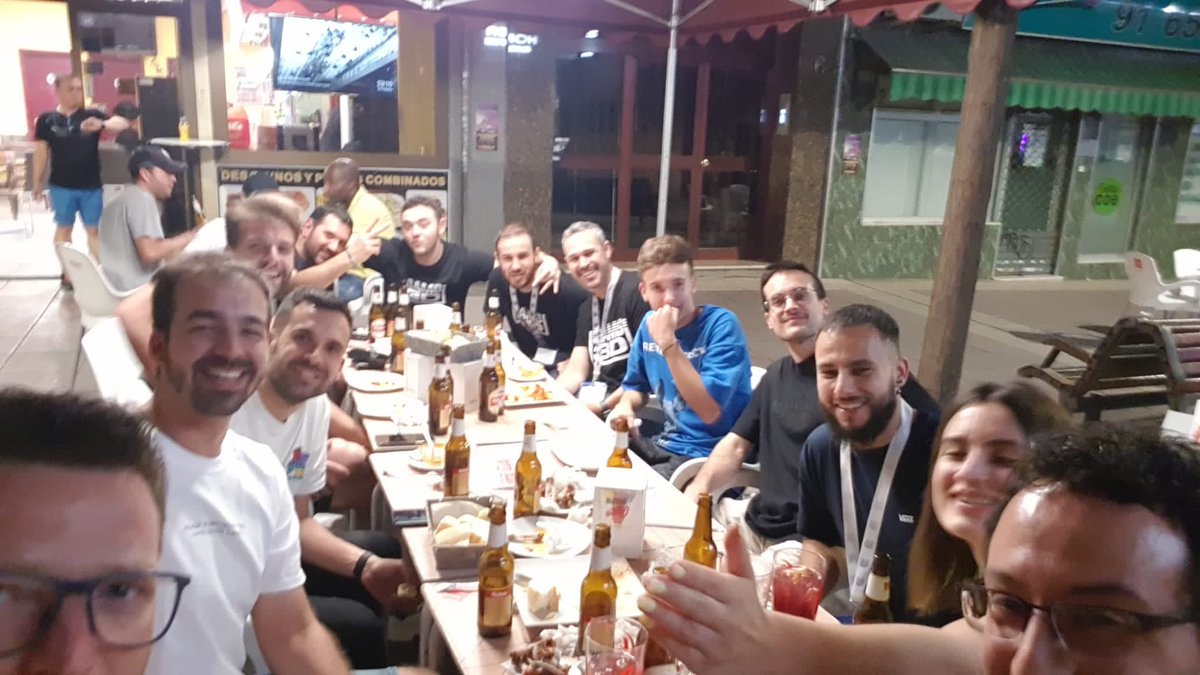 Gams3d's tweet photo. Gran día el de ayer en @3dprinterparty !
Hoy será mejor!! No os lo perdáis 😉
#gams3d #impresion3d #3dprinterparty https://t.co/HbFgUsQTHn