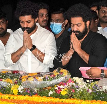NTR Fan Girls🌊 tweet media