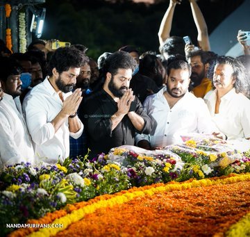 NTR Fan Girls🌊 tweet media
