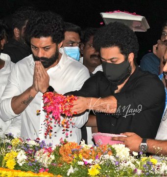 NTR Fan Girls🌊 tweet media