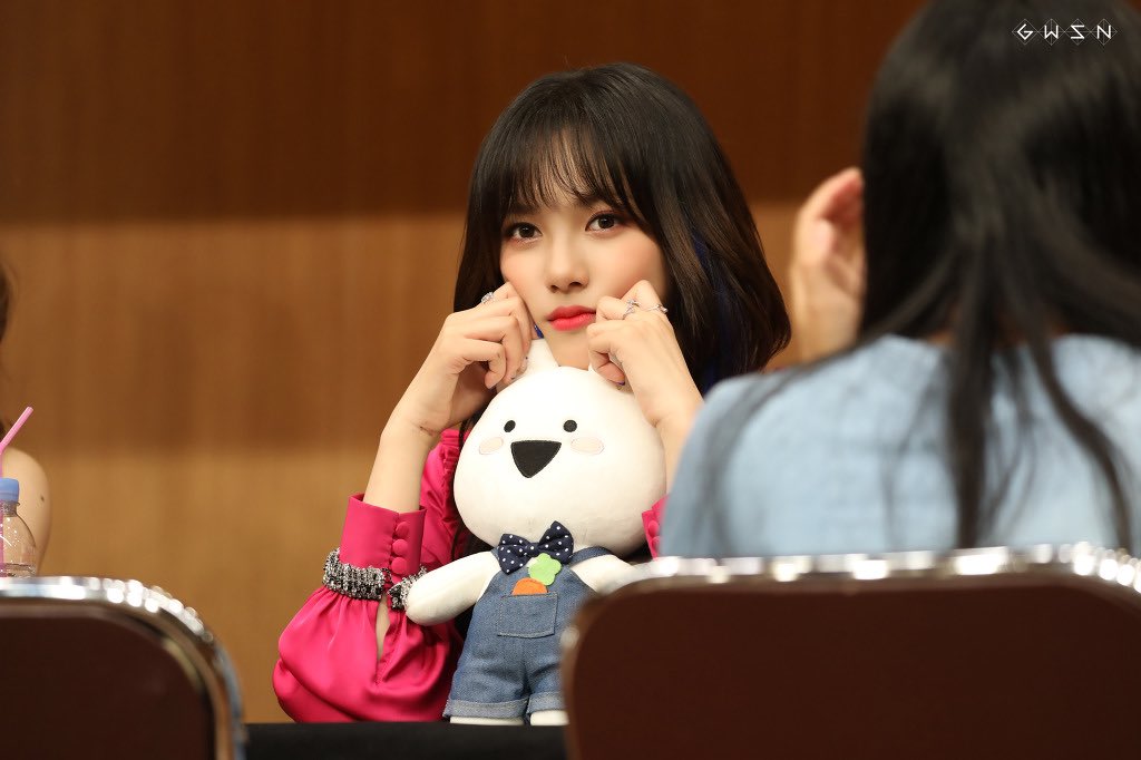 sosothinkr's tweet photo. i just thought. you should see this

»» #GWSN #SOSO #공원소녀 #소소 «« https://t.co/VPta7jgj5A