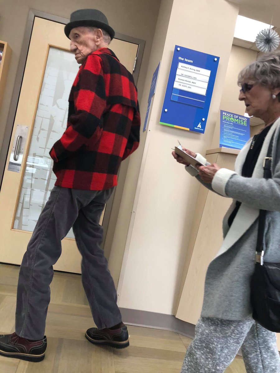 These edibles kicking my ass. I thought this nigga was Freddy Krueger.