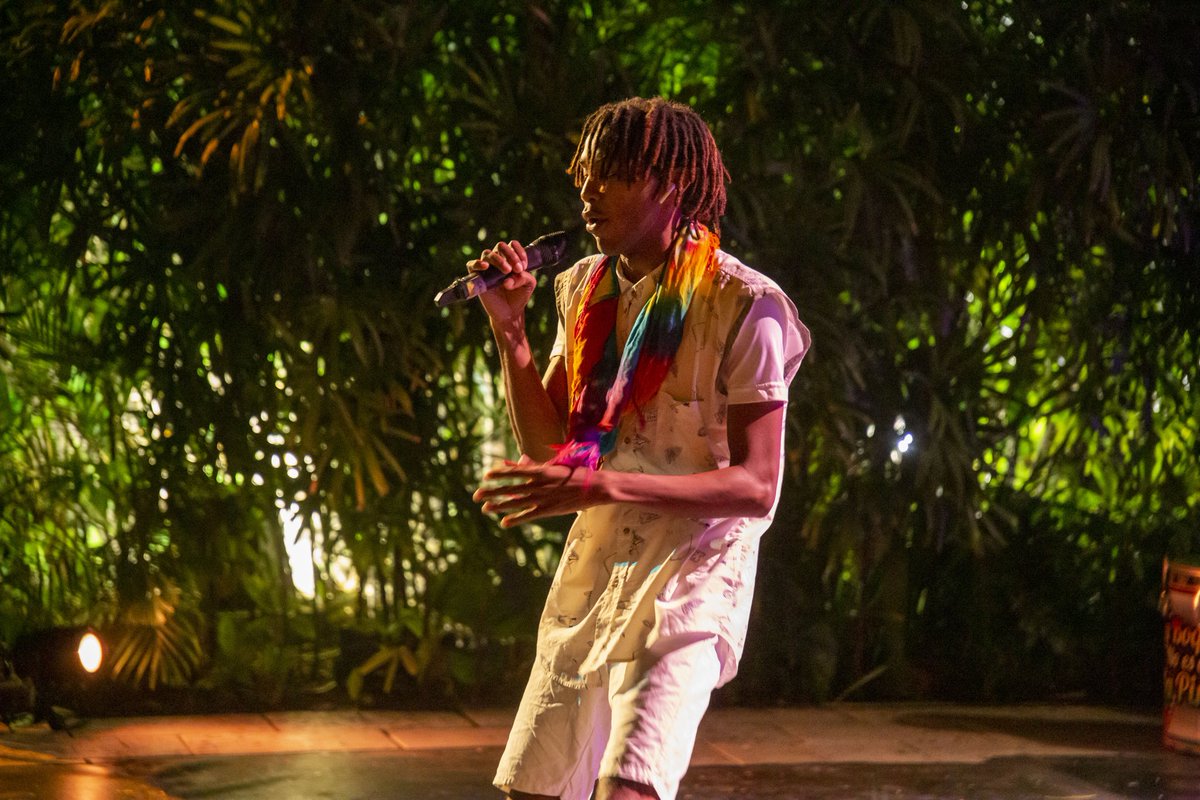CFCECartagena's tweet photo. 🥁 Con una charla, música y danza, hoy fue el cierre de la agenda de la conmemoración de la Herencia Africana en el @CFCECartagena.

🎶 Participaron @TamboresdeC, #Bullenrap y @CorpAtabaques.

📌 Organiza @Cabildo_Corp y el @CFCECartagena. https://t.co/jJNbcKm3OD