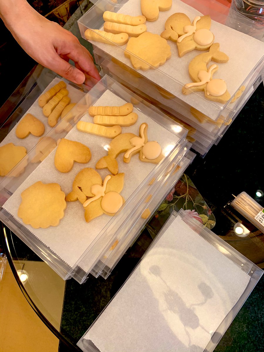 クッキーを準備中🍪
#おかしなおかしなおはなしえほん