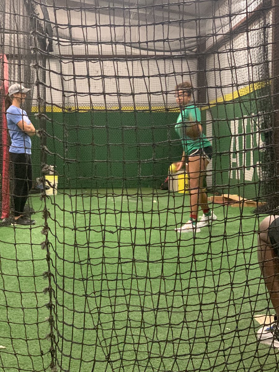 Yas_Traore_2025's tweet photo. Ready for next weekend! The first tournament of the summer season. Happy to get some work in with @nadiataylor88 and @B_Mack44 #BetterThanYesterday #NoWeakSauce @RecruitCentral3 @Centex_Recruits @UncommittedUsa https://t.co/AgLqDVDGGY