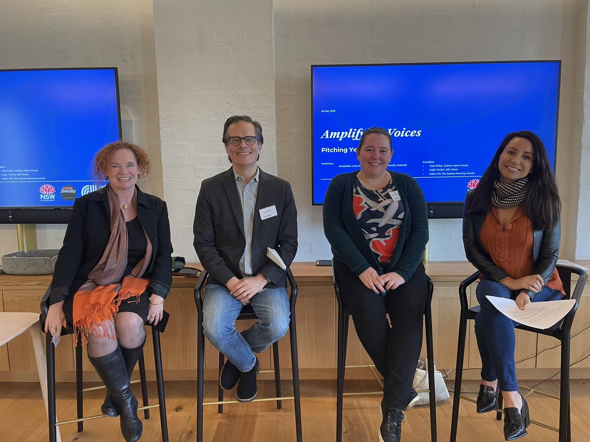 Media Diversity AU tweet media