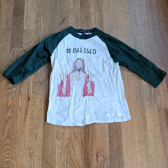 PecanStreetMkt's tweet photo. So good I had to share! Check out all the items I'm loving on @Poshmarkapp #poshmark #fashion #style #shopmycloset #sporttek #cutpaste #katespade: https://t.co/jP2pTQc7As https://t.co/krOW1Ec3L2