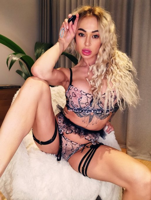 New drop in my #VIPFanClub 💝 subscribe &amp; enjoy all the dope stuff I'm adding there 🥰#MVCommunity https://t<a href="/tag/vipfanclub"class="tags">#VIPFanClub</a><a href="/tag/mvcommunity"class="tags"><span>#mvcommunity</span></a>