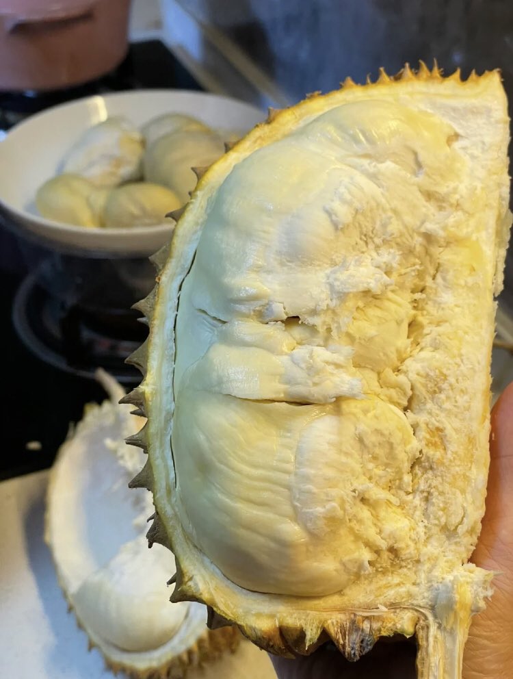 ling_muxue's tweet photo. Ha ha, this is the king of fruits Oh, high nutritional value, like.😍😍 https://t.co/7POVpusC1l