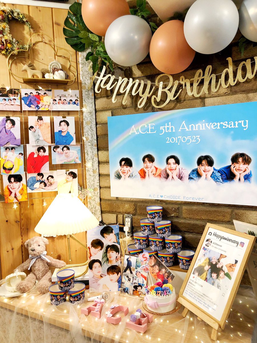 ACE_2017_05_23's tweet photo. A.C.E５周年カップホルダーイベントは、名古屋・東京共に無事に開催終了致しました🌈✨
皆様と一緒にお祝いすることができてとても嬉しかったです🥰💕
温かいお気持ちを沢山頂き、心から感謝しております🙏🏻✨🙏🏻

A.C.E♡CHOICE Forever｡.:*･ﾟ

#ACE_5th_Anniversary 
#Happy_ACE_Day
#ACE_Forever https://t.co/0CzGX6Mwag