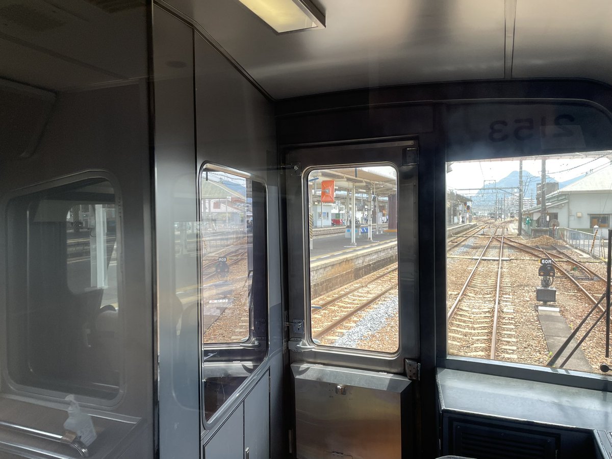 JRshikoku_wkoch's tweet image. 多度津駅より🚂

#Remember2000