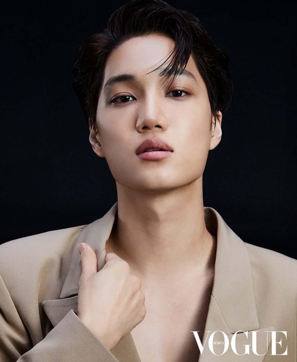 EXOxPOE's tweet photo. [ Vogue Korea ] 

KAI for YSL Beauty  🐻💄

#카이 #KAI #엑소 #EXO @weareoneEXO https://t.co/GiNqcNoSHU