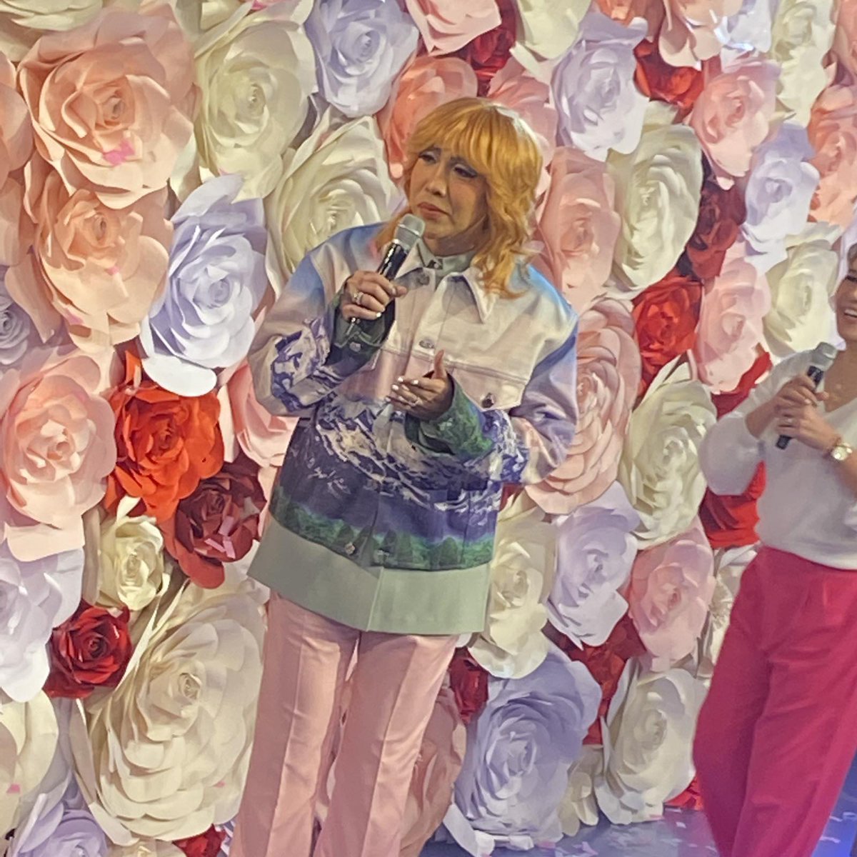 itsShowtimeNa's tweet photo. Ansabe mo, Meme? 
#ANNEditoNaSaShowtime https://t.co/HupqztzH7i