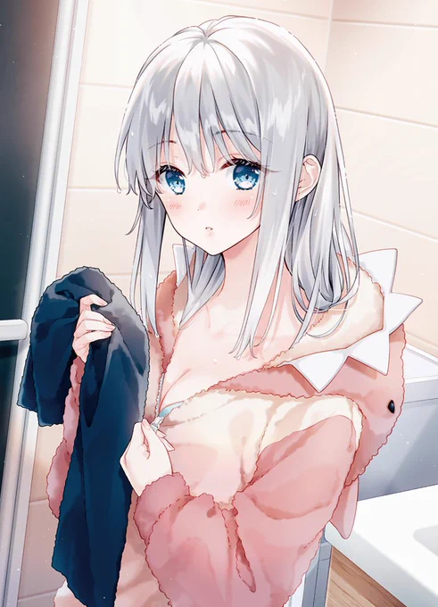 イラストを担当している、角川スニーカー文庫『喋らない来栖さん、心の中はスキでいっぱい。』が明日6月1日発売です!
ぜひぜひよろしくお願いします!😊✨
https://t.co/iFGk8mrYt5 