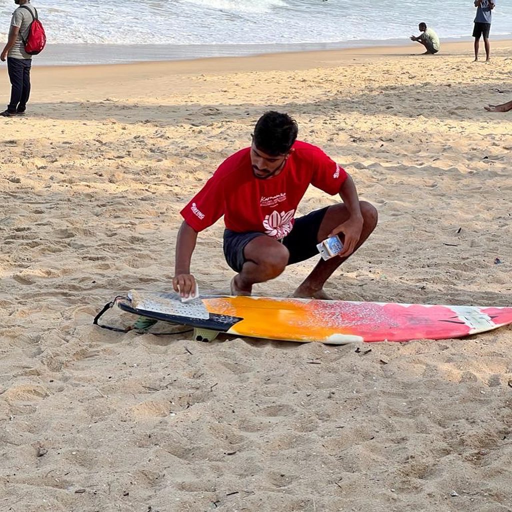 sfisurfing's tweet photo. A busy &amp; a beautiful morning in progress on day 2 of the #indianopenofsurfing at #panamburbeach #mangalore https://t.co/17s9lE8dyj