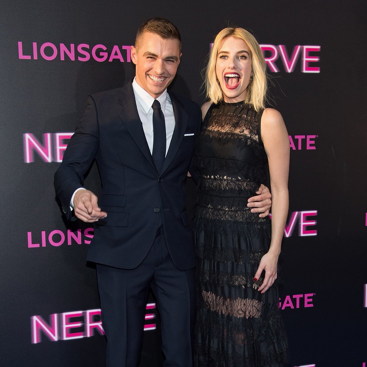 PIayNerveRP's tweet photo. © 𝗡𝗲𝗿𝘃𝗲 · #RPNerve → Premiere!

𝗚𝘄𝗲𝗻𝗱𝗼𝗹𝘆𝗻 𝗦𝗮𝗶𝗻𝘁-𝗣𝗲̀𝗿𝗲 (@fairybutterfIy) and 𝗡𝗮𝘁𝗵𝗮𝗻𝗶𝗲𝗹 𝗚𝗼𝗼𝗱𝘄𝗶𝗻 (@chanelstreets) lit up the Nerve World Premiere! 🔥 https://t.co/WBZobMPpux