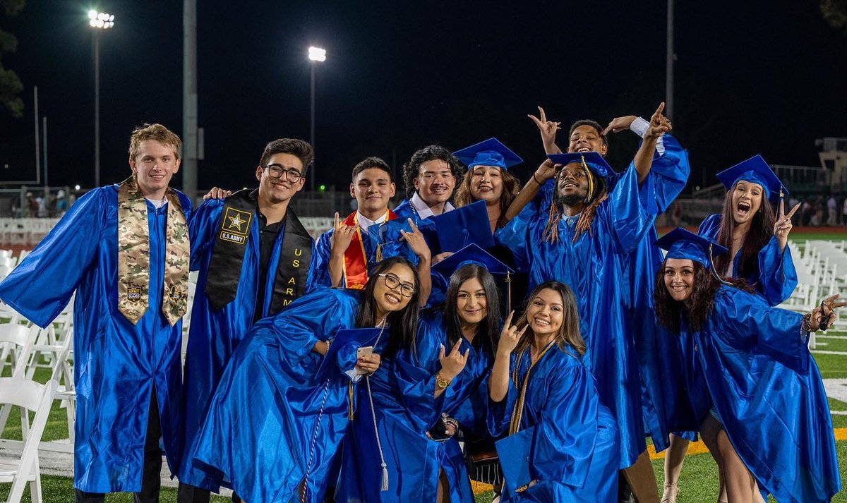 KleinISD's tweet photo. We are proud of THE @KleinHigh Class of 2022 grads! Congrats, Bearkats!
Stay tuned for a Klein High graduation article with the link to free, downloadable photos from tonight’s ceremony coming soon! #Promise2Purpose #KleinHighGrad22 https://t.co/tFhWB25klT