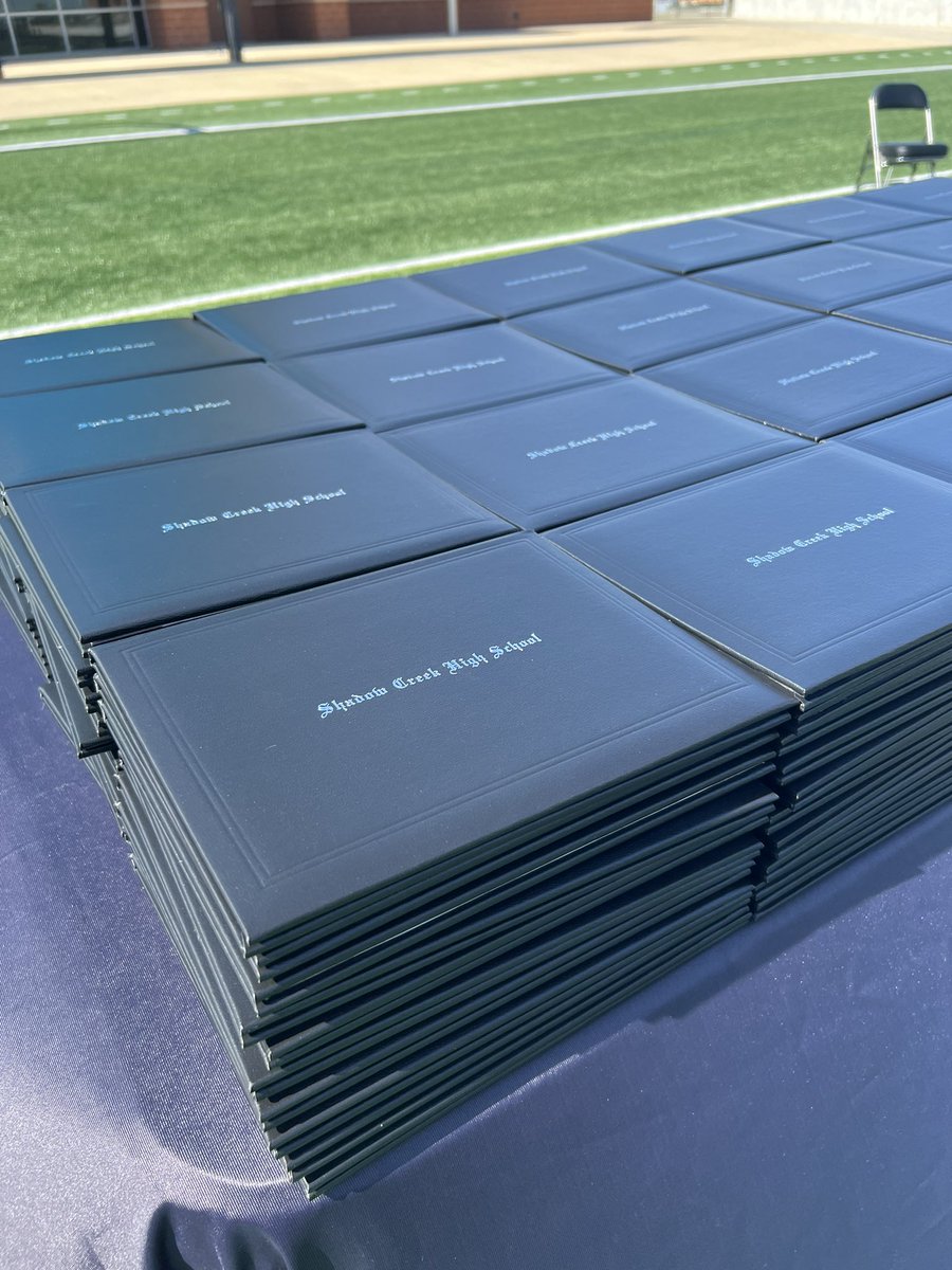 Mr. Rhodes tweet media