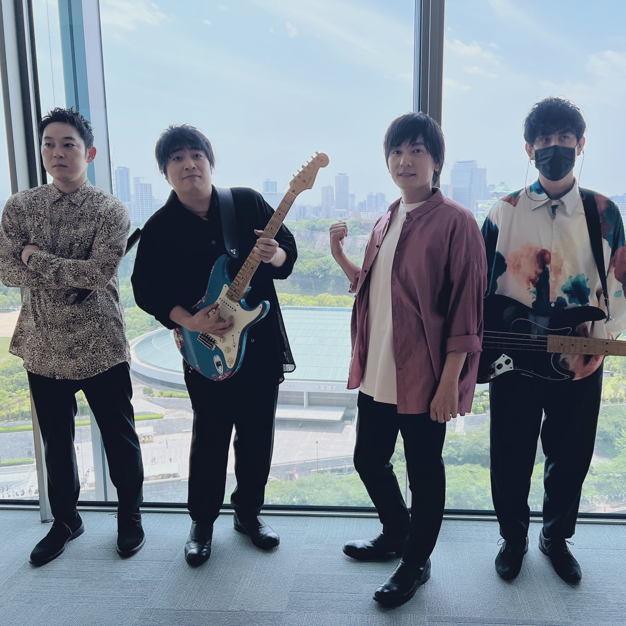 Flumpool 山村隆太 カミオト 終わりました やすともさんがいってくれてましたが 爽やかさが君に届きますように みなさん素敵な週末を 大阪城ホールでは ゆず さん サイモンさん頑張ってね笑 T Co Hrz5is4etp Twitter