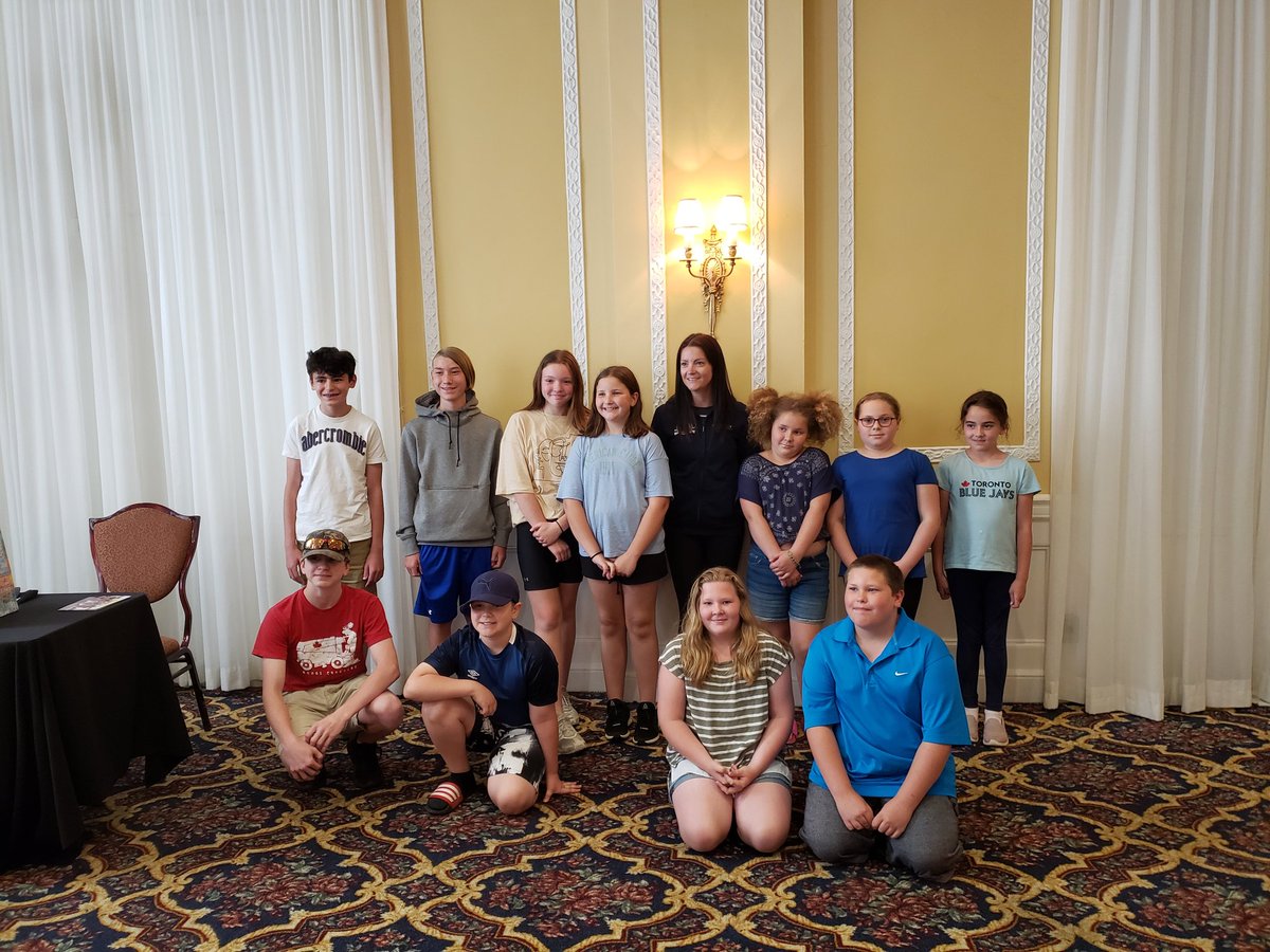 Thank you <a href="/KEinarson/">Kerri Einarson</a> for a wonderful talk with our junior curlers! What an inspiration:) <a href="/NiagaraCurling/">Niagara Curling</a> <a href="/CurlingCanada/">Curling Canada</a>