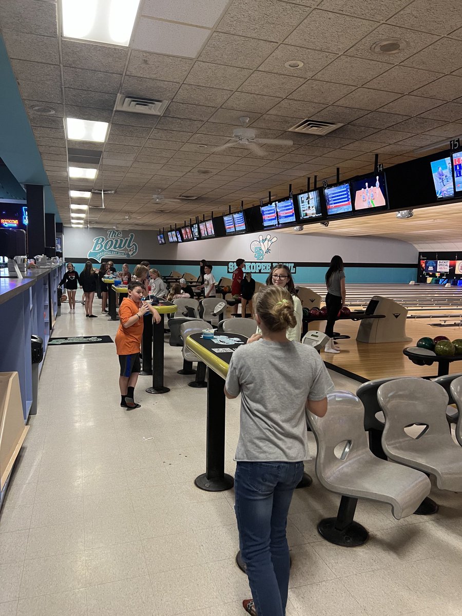 Sweeney Phy. Ed. tweet media