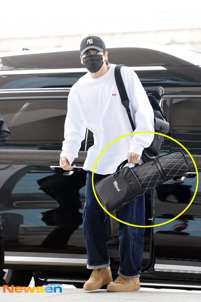 Bts style outfits closet on Instagram: 🛫Jungkook is carrying a drum stick  set bag 🥁 Have a safe flight Jungkook _ -#Jungkook @ incheon International  Airport 220528 . . . . . . . #