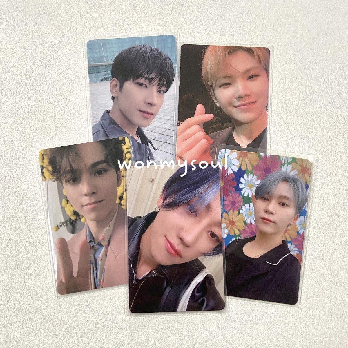potiewon's tweet photo. GIVEAWAY ALERT❗️

dalam rangka seventeen cb aku mau ga beberapa pc ini: 
🎁 Wonwoo Attacca LD Soundwave
🎁 Woozi Attacca Bene Weverse
🎁 Vernon YC LD Soundwave
🎁 The8 YC Yzy C
🎁 Seungkwan YC Yzy C 

rules: 
- rt &amp; like
- stream HOT &amp; drop proof👇🏼 (jgn lupa wm😉)

announce: tba https://t.co/ZjbiHhoeb2