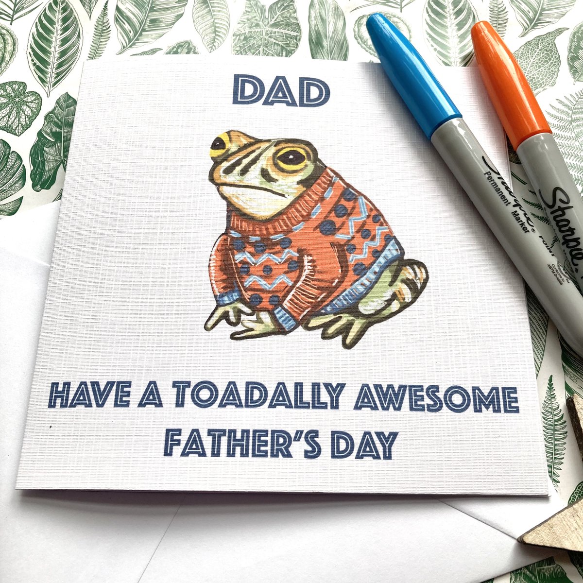 buck_lj's tweet photo. Fun Father’s Day Card, Pun Happy Father’s Day, Have A Toadally Awesome Father’s Day, Toad Lover Card, Cute Card For Dad. https://t.co/sYbf3riHbH #Slumbermonkey #Etsy #SquareCard https://t.co/hEGeA7ChXW