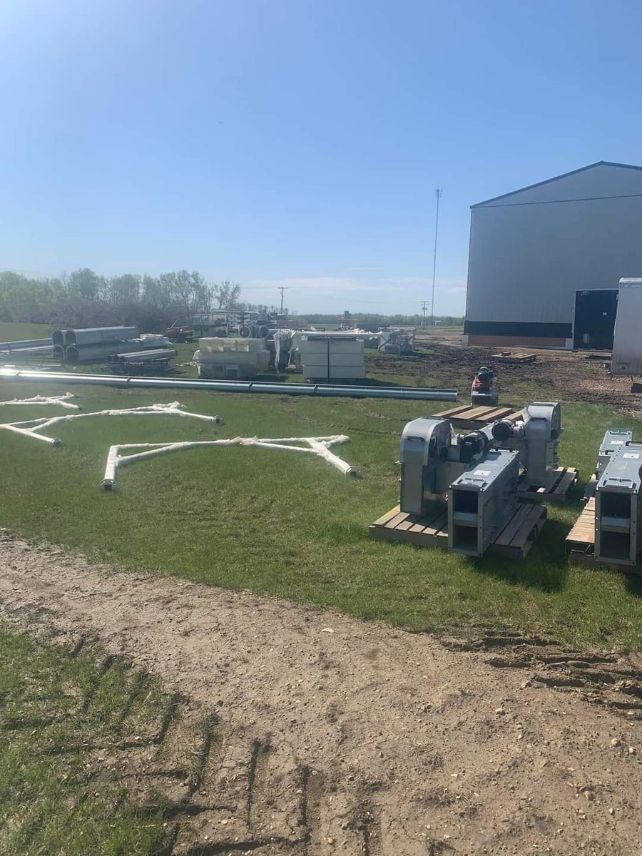 KBIprocessing's tweet image. We are exciting to be expanding our ability to add value to Canadian grown agricultural products with the addition of a colour sorter, bagging line, loading dock and full length scale.