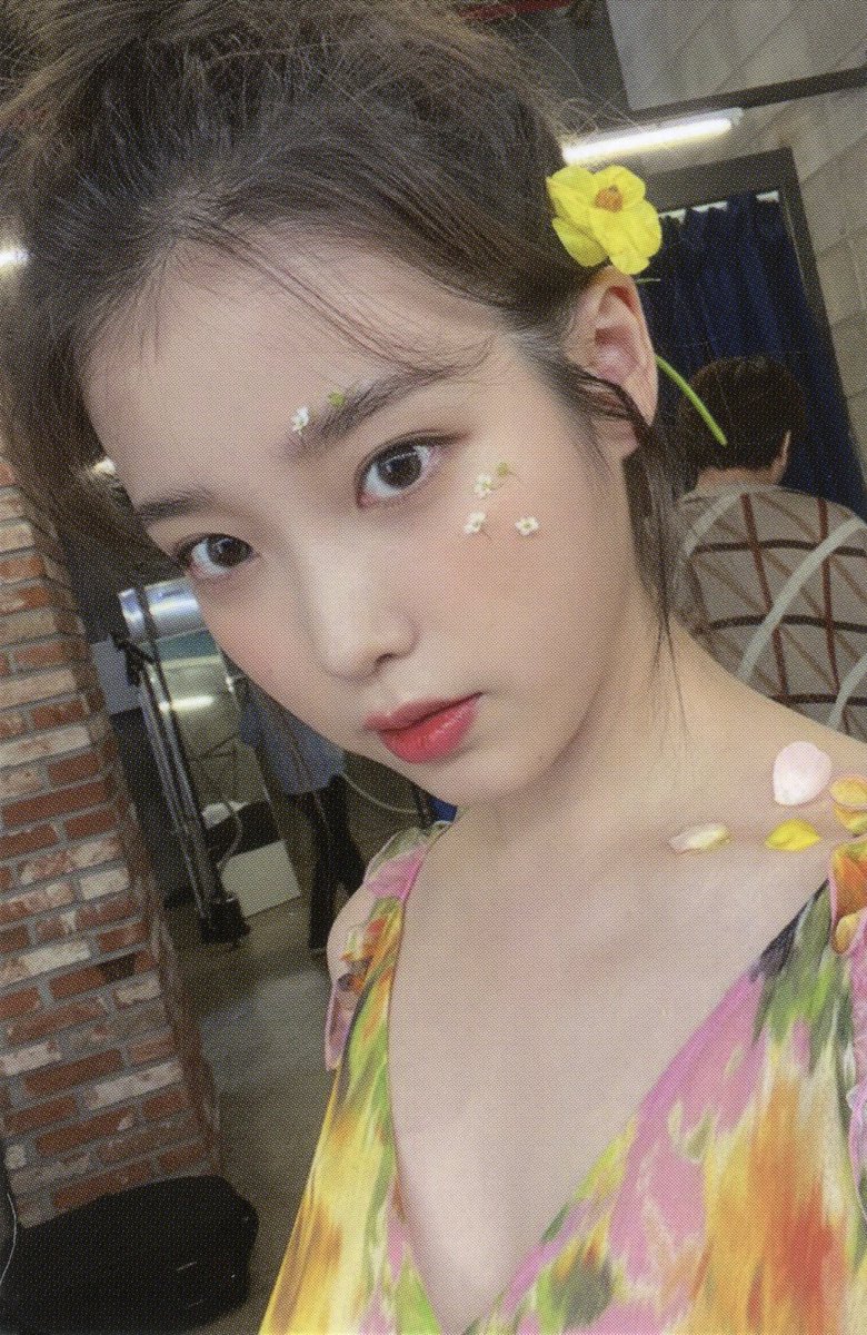 httpwdzz's tweet image. Wts lfb ph
#Alicartz 🛒

IU 4th gen fanclub photocards
• stbo | FETA
• 450 + pf ea
• mint condi

mop: gcash | payo / 3 days reservation
mod: sco/ggx

t. Iu wtb lfs md kit set tingi ph pcs album