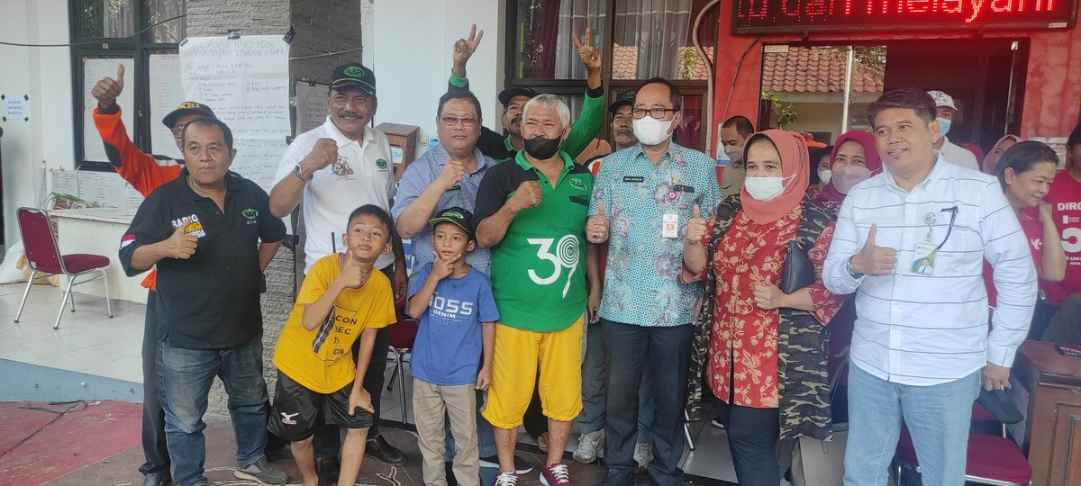 27.05.2022

Pemberian bantuan sembako bagi warga terdampak banjir rob di kec. Semarang Utara oleh Sekdin Kota Semarang, Dinas Tenaga Kerja Kota Semarang dan BPJS Ketenagakerjaan Semarang Majapahit

#disnakersmg
#pemerintahkotasemarang
#bergerakbersama
#semarangsemakinhebat