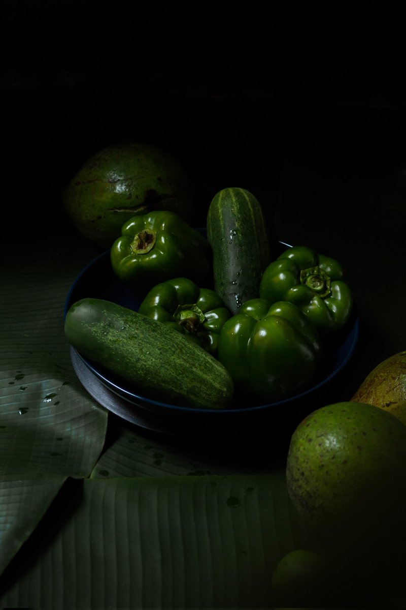 AkitchenInUg's tweet photo. I really want to photograph a cookbook or food project written by an African (any country on the continent) and I'm putting it out there so that cookbook writers find me. 🤞🏿 Here is a sample of my work👇🏿 Hope this tweet ages well 😂
#foodphotography
#africanfoodphotographer https://t.co/6m5crGIAzT