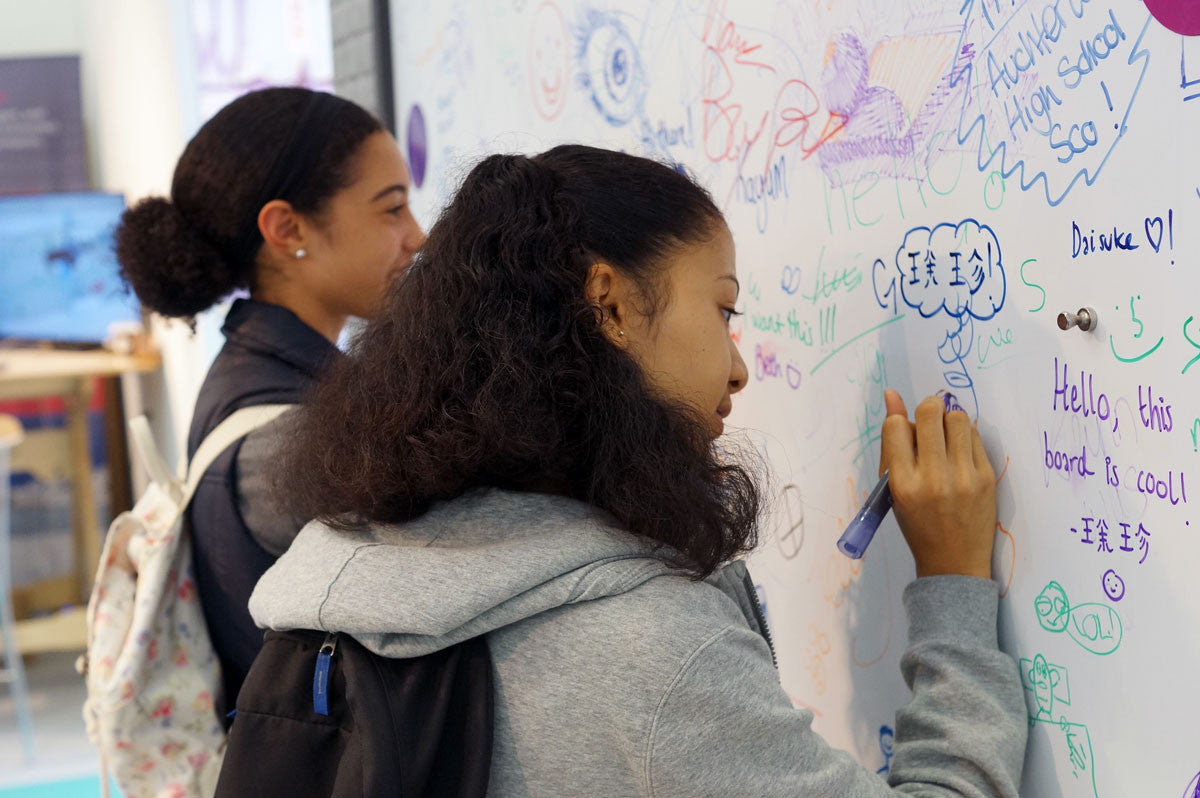 MagscapesP's tweet photo. At Magscapes, our innovative and practical magnetic whiteboard wallpaper doubles up with features to cover and write. #MagneticWhiteboardWallpaper

Grasp hold of intelligent solutions like these online at https://t.co/GHrJV1hEqY. Free UK Delivery (£50+). #MagWrite https://t.co/tRaqlhF6u3