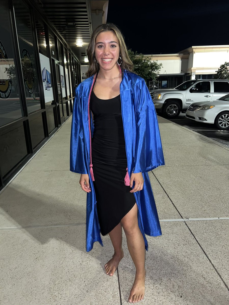 alderete_amy's tweet photo. #KleinHighGrad22 https://t.co/Xb6BOHRG7V