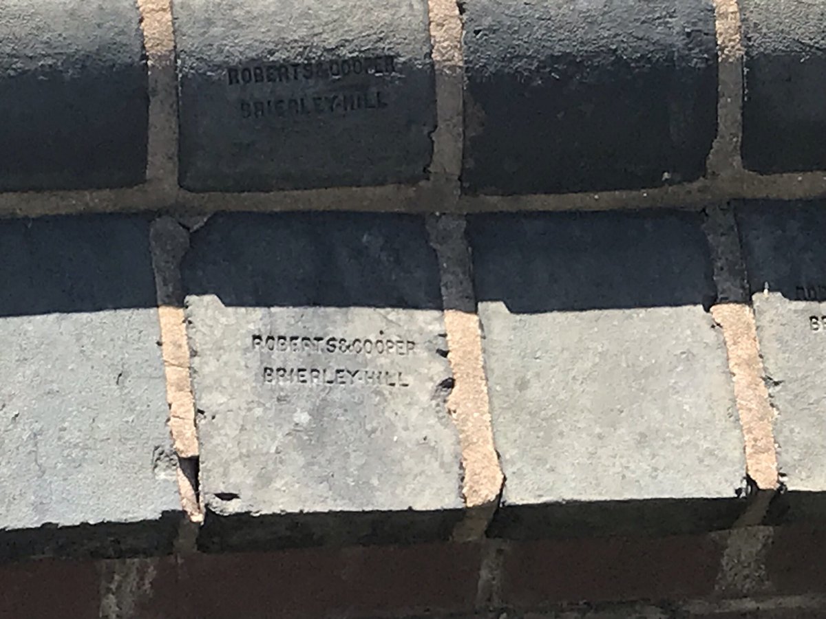 <a href="/HistoricEngland/">Historic England</a> &amp; <a href="/JaynePilky/">Jayne Pilkington</a> visit to see Brierley Hill War Memorial now almost complete thanks to <a href="/ConservationLtd/">Midland Conservation Ltd</a>. <a href="/WarMemorials/">War Memorials Trust</a>. Enjoying the brick makers marks