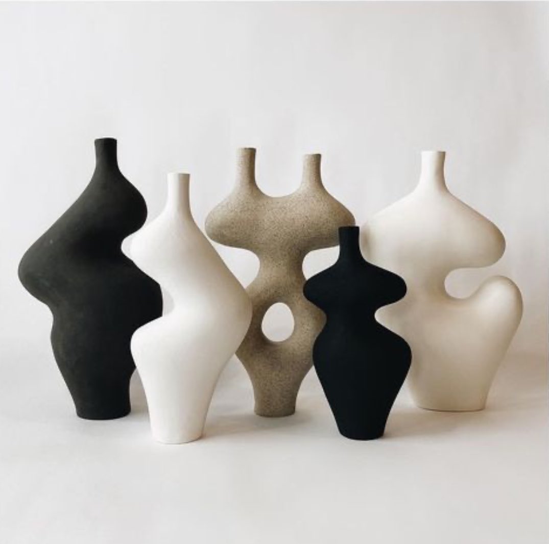 4AAAAart's tweet image. Image Source: itoceramics (ig)

#interior #interiordecor #ceramics #art