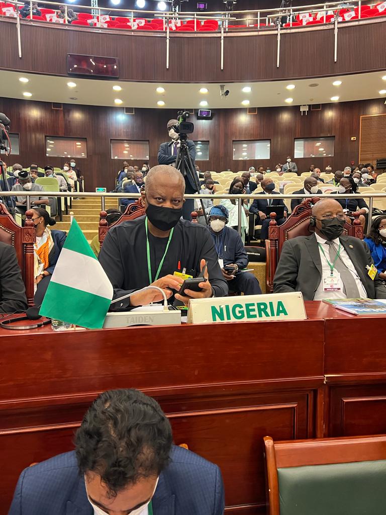 GeoffreyOnyeama's tweet photo. Accompanied President Muhammadu Buhari in Malabo, Equatorial Guinea to the 15th  @_AfricanUnion Extraordinary Humanitarian Summit and Pledging Conference.
@NigeriaGov @NGRPresident https://t.co/hQarjh0GvO
