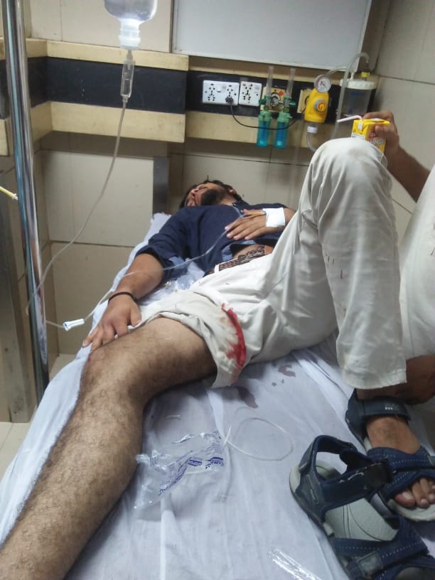 LalaItzz's tweet photo. جمیعت ایک شدت پسند اور گنڈہ گرد تنظیم ہے جو غیر مقامی مسلح افراد کو تنظیم میں شامل کر کے مختلف ہسپتالوں اور درسگاہوں میں بدمعاشی سر عام کرنا چاہتی ہے،

#WeStandWithPSF
#terroristjamiat 
@TalalChandio @EngrMadniRaza @JamshedAlamKha5 @MoenBikak @ShareefhPSF @AkbarGilgiti5 https://t.co/9AX63vzrXC