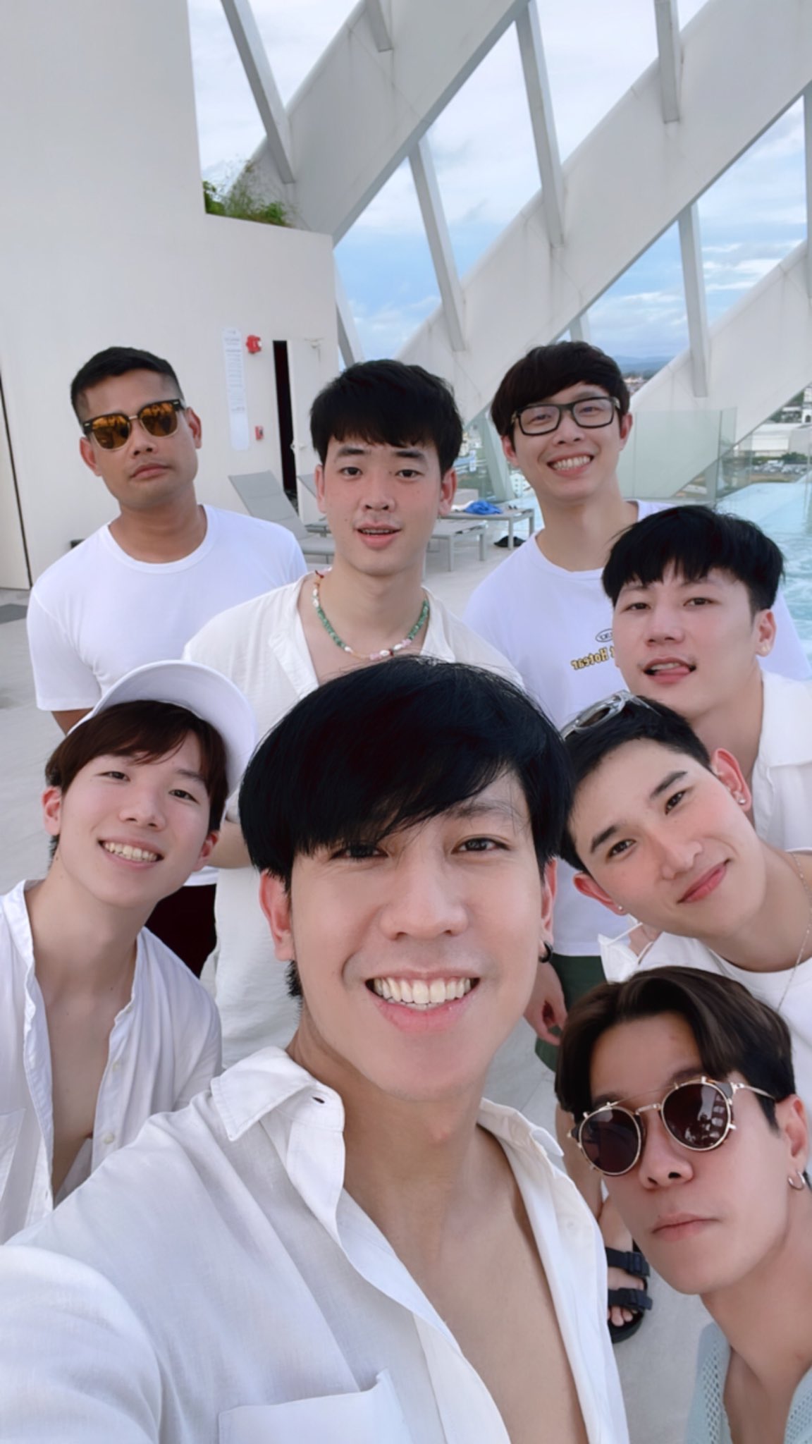 PEKAE_TWS on X: 🍾 Happy time 🥂 @aesimo @meddychaman @sixnusx  @erroristz15 @mixdukdoi t.coATapPy7Pn2  X