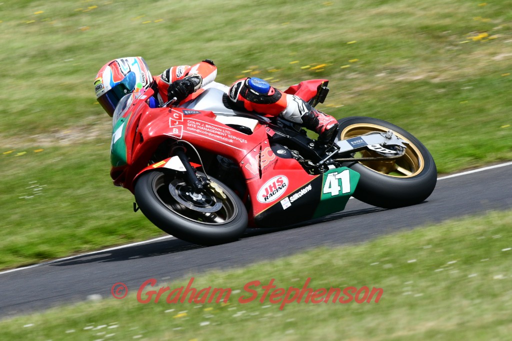 gidpod's tweet photo. @JHSRacing @CadwellPark @thundercomgb @thundersportgb https://t.co/rP2ecKAN8c