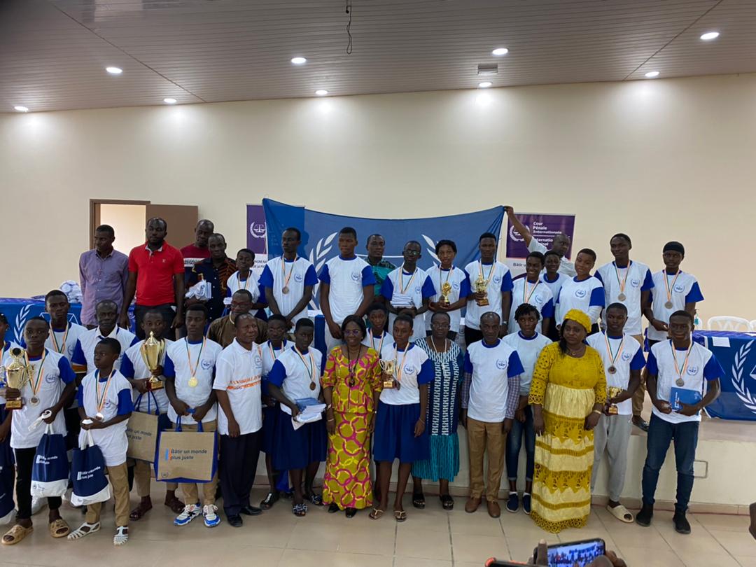 Building a #morejustworld: Students from Agboville #CôtedIvoire showed what they know about the #ICC in a contest organized in collaboration with local educational institutions. #knowledgeaspower #justicematters