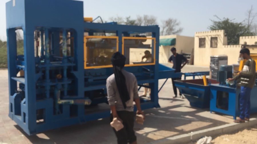 GAbrasives's tweet photo. #gulfabrasives #abrasives #silica_sand #silica #gulfgrit #gulf #garnet #copperslag #river_sand #glassbeads #steelgrit #garnet_abrasives #Dubai #sand #sand_garnet #uae  #تكشيط #صنفره #الخليج #مواد_كاشطة #الخليج_للمواد_الكاشطه #الامارات #عقيق #رمل_عقيق https://t.co/CgmQBbNKK6