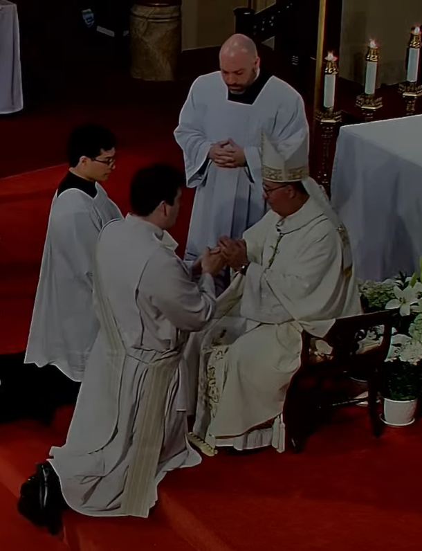 DiocesePtbo's tweet photo. Most Reverend @BishopMiehm ordained Fr. Peter Lukow @cathedralstpet last night to serve in the @DiocesePtbo.  Congratulations, Fr. Peter! https://t.co/MJLpLpegFp