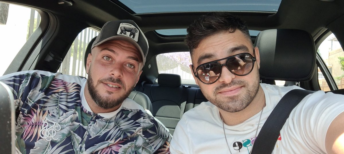 Llegando al palo con mi hermano <a href="/Kaliteee2/">KaLiTe198⚽️10⚽️6⚽️⌚️🖥📼</a> para ver a mis malakitos🥳🌞🌊🍻 <a href="/PTeam89/">PEP_TEAM1989</a> <a href="/kion/">Kion</a> <a href="/pablochivote/">Pablochivote_</a> <a href="/Chivotada3/">Chivotada⚽</a> @GaliBomco89 #chiringuitoplaya #champions