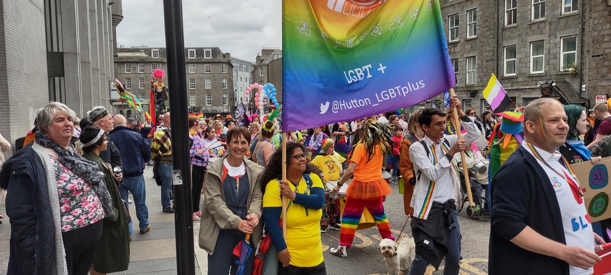 Hutton_LGBTplus's tweet image. .@JamesHuttonInst were at the Grampian Pride this morning