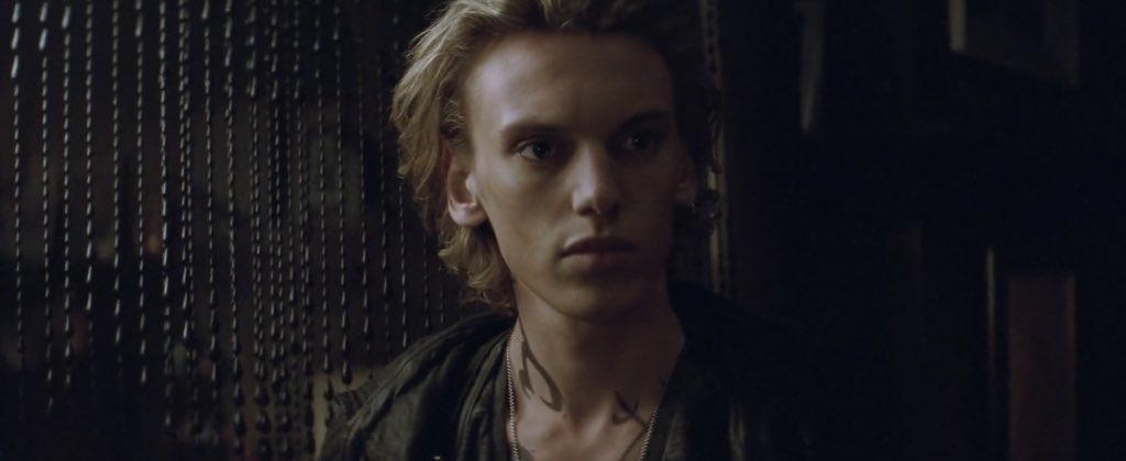 curlyboycult's tweet image. one thing about jamie campbell bower, he always understands the assignment #StrangerThings4 #strangerthings